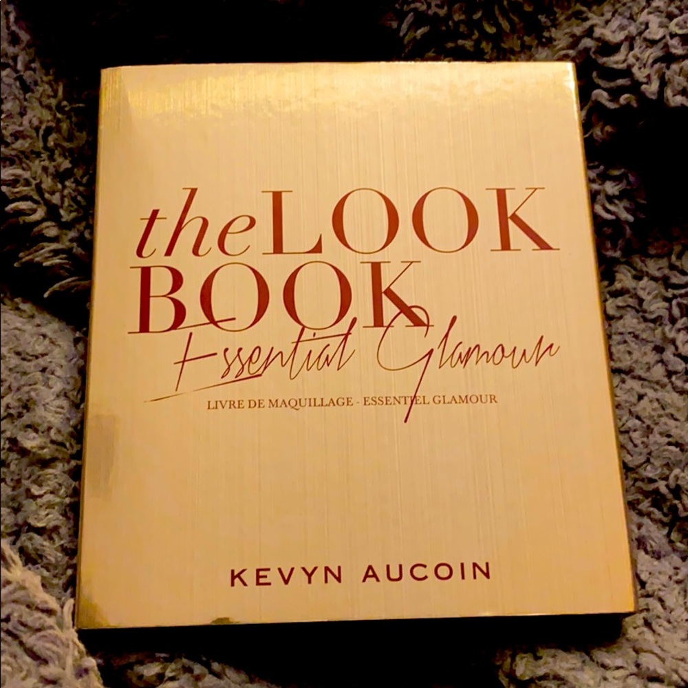 Kevyn Aucoin The Look Book Essential Glamour NEW